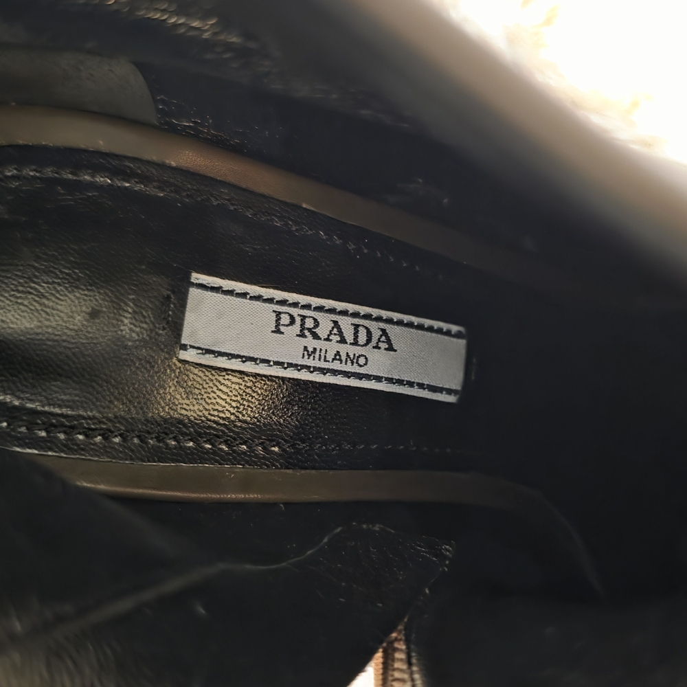 Prada Authentic Black Leather High Block Wood Grain Heel Ankle Booties - Picture 3 of 15